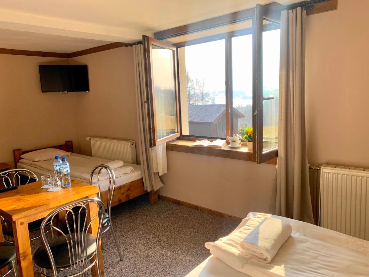 Czerwienne Osrodek Wypoczynkowy U Bartka Bed & Breakfast エクステリア 写真