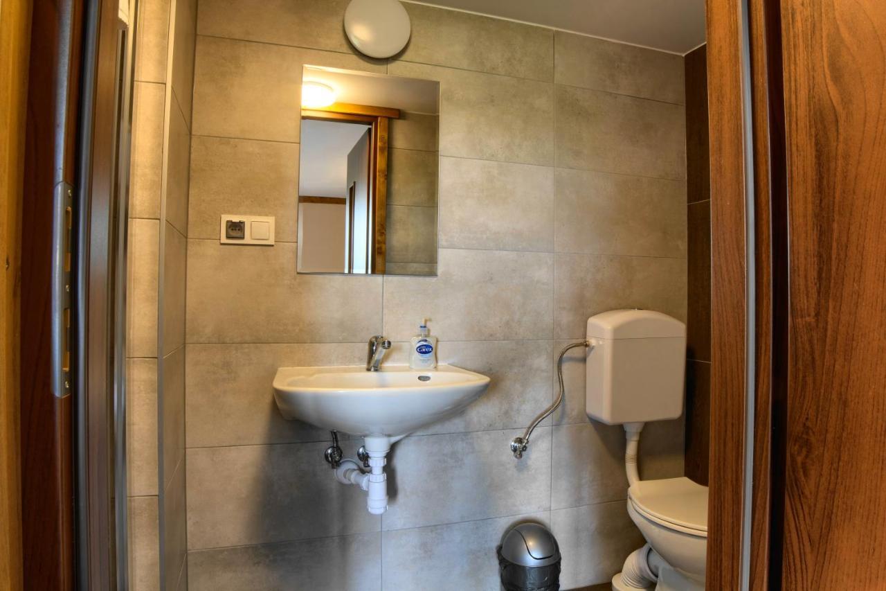 Czerwienne Osrodek Wypoczynkowy U Bartka Bed & Breakfast エクステリア 写真