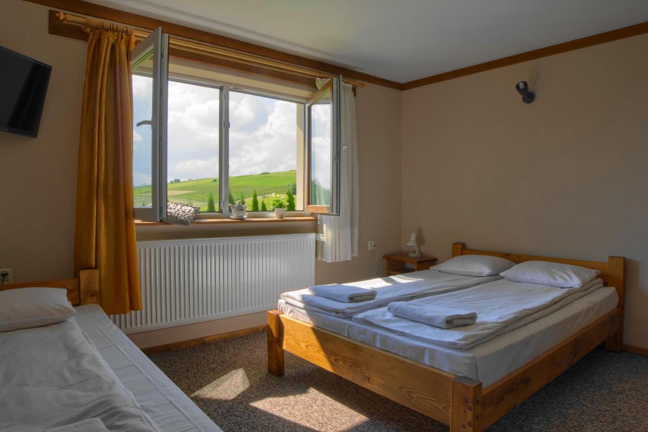 Czerwienne Osrodek Wypoczynkowy U Bartka Bed & Breakfast エクステリア 写真